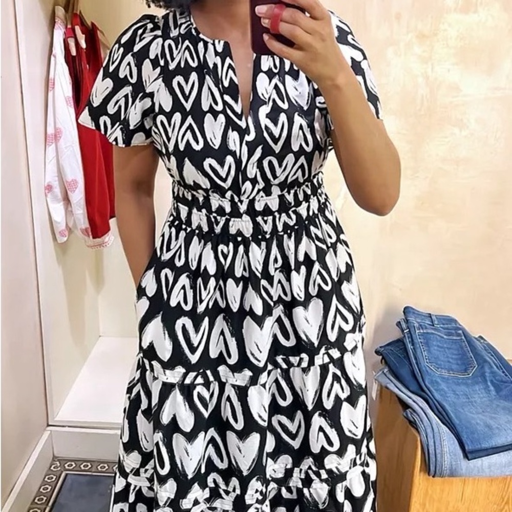 The Somerset Hearts Maxi Dress - Picture 12 of 14